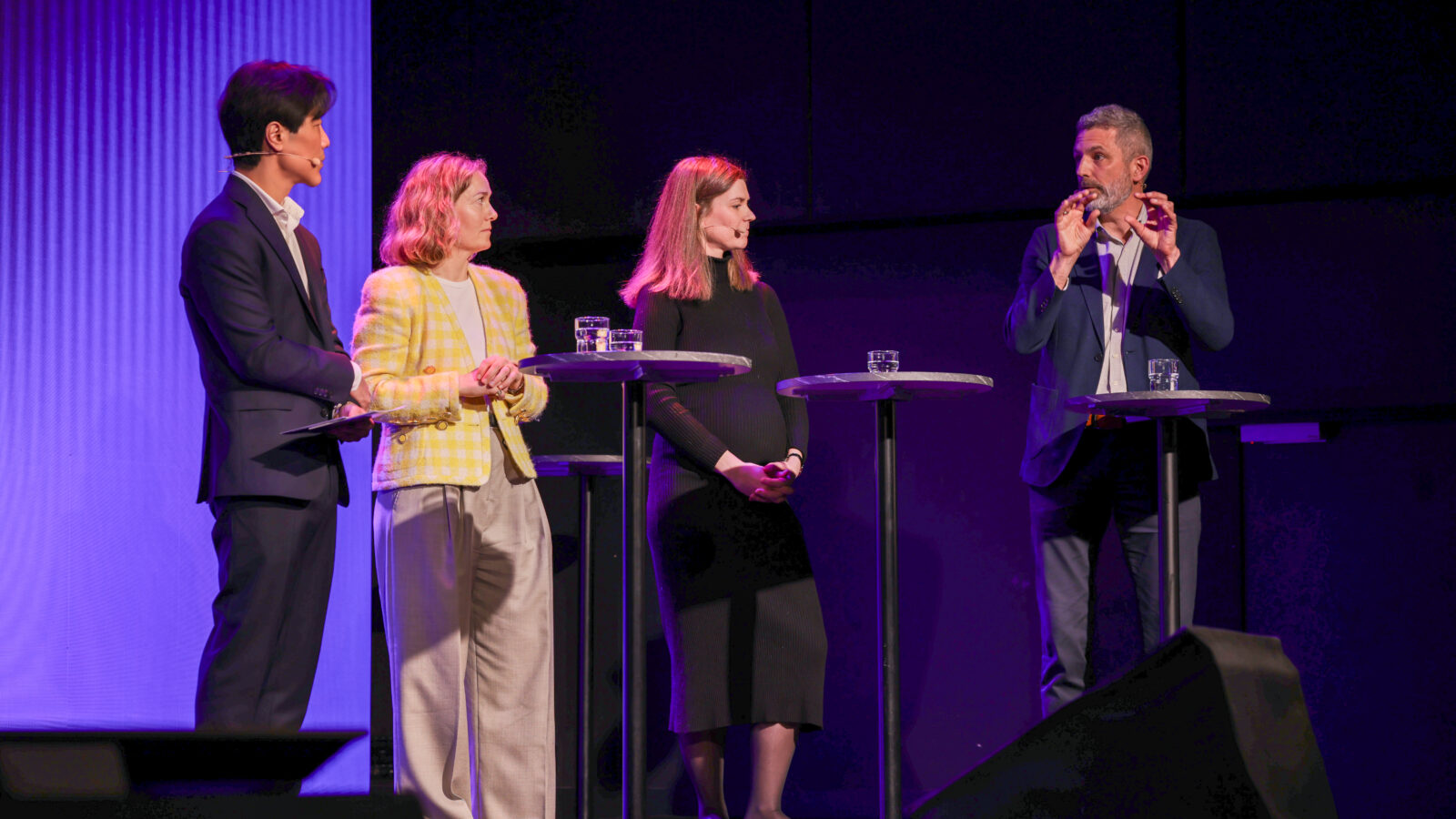 Fredrik Solvang intervjuer Helene Moen, Amalie Sofie Liane og Espen Evensen Reinfjord om Naturkompasset